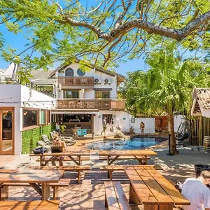 Aquarius Backpackers , Byron Bay Australia