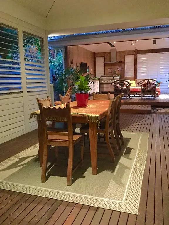 Lilly'S Pad Guesthouse Eumundi Guest house